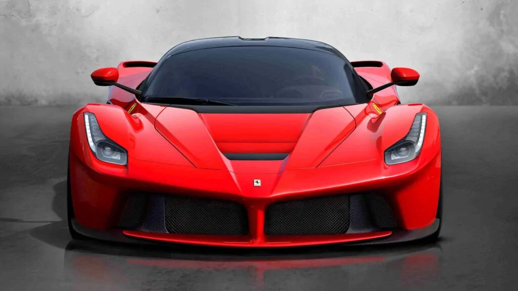 Стоит ли покупать акции Ferrari?