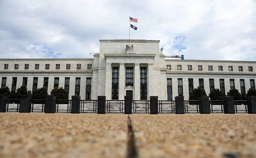 Федеральный резерв выполняет роль американского Центробанка